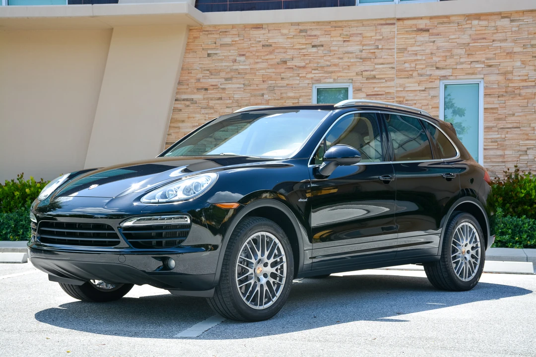 2014 Porsche 958 Cayenne Diesel - Image 2 of 31