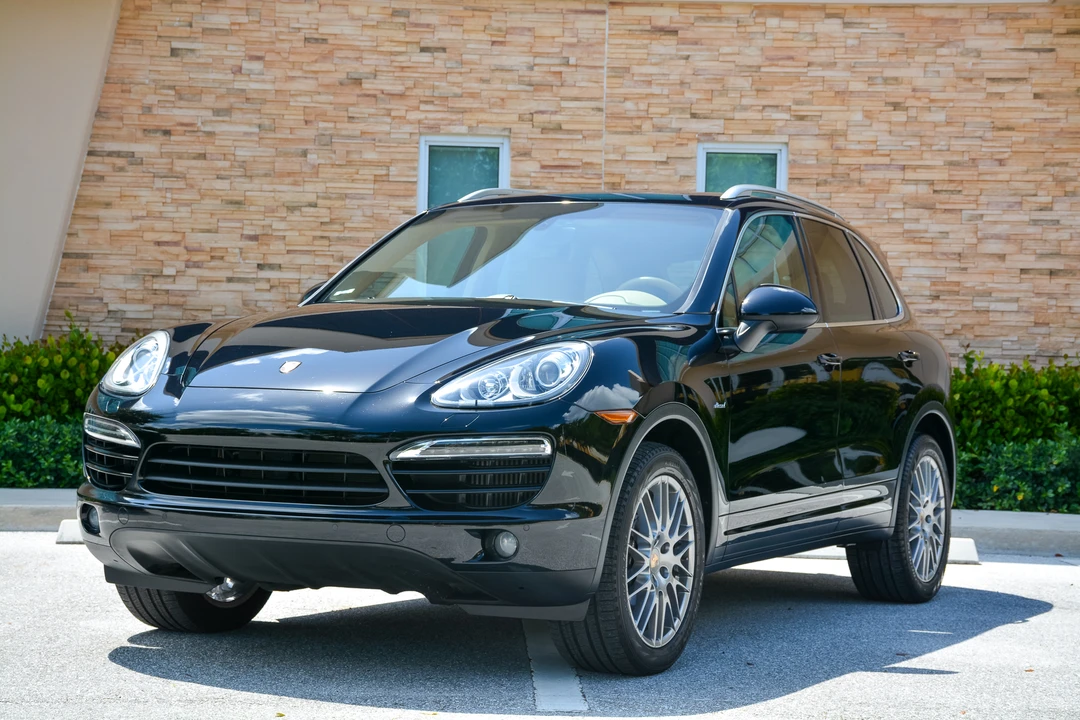 2014 Porsche 958 Cayenne Diesel - Image 3 of 31