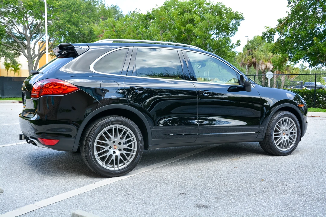 2014 Porsche 958 Cayenne Diesel - Image 8 of 31