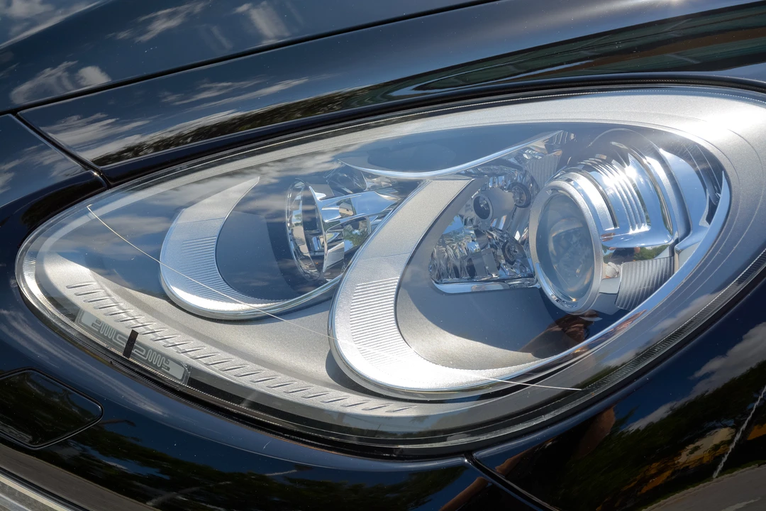 2014 Porsche 958 Cayenne Diesel - Image 22 of 31