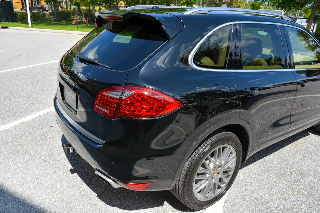 2014 Porsche 958 Cayenne Diesel - Image 24 of 31