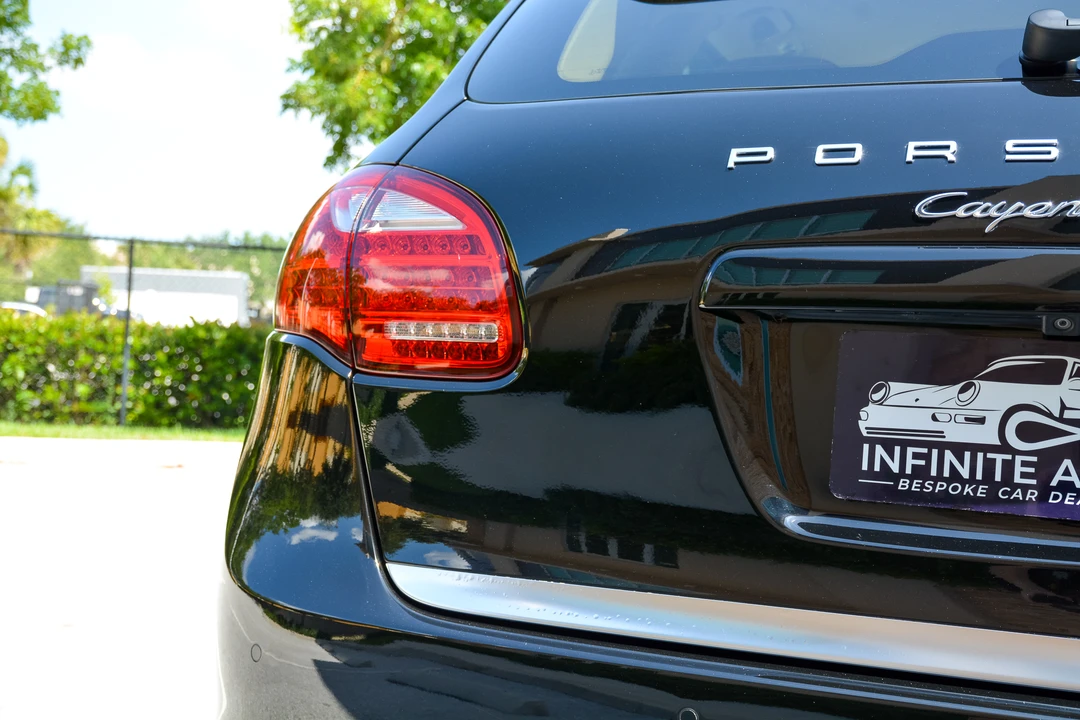 2014 Porsche 958 Cayenne Diesel - Image 25 of 31
