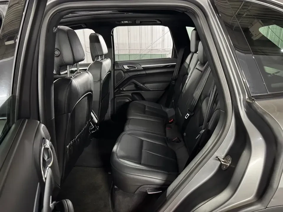 2014 Porsche 958 Cayenne Diesel - Image 13 of 17