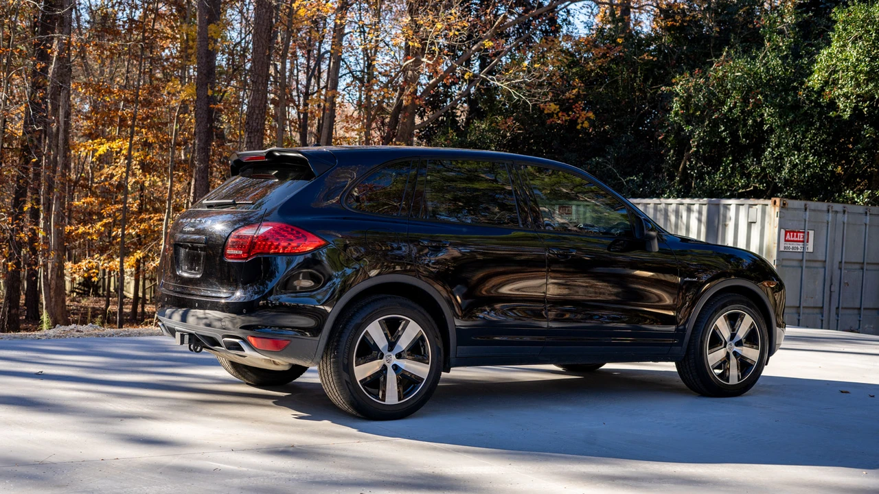 2014 Porsche 958 Cayenne Diesel - Image 9 of 31