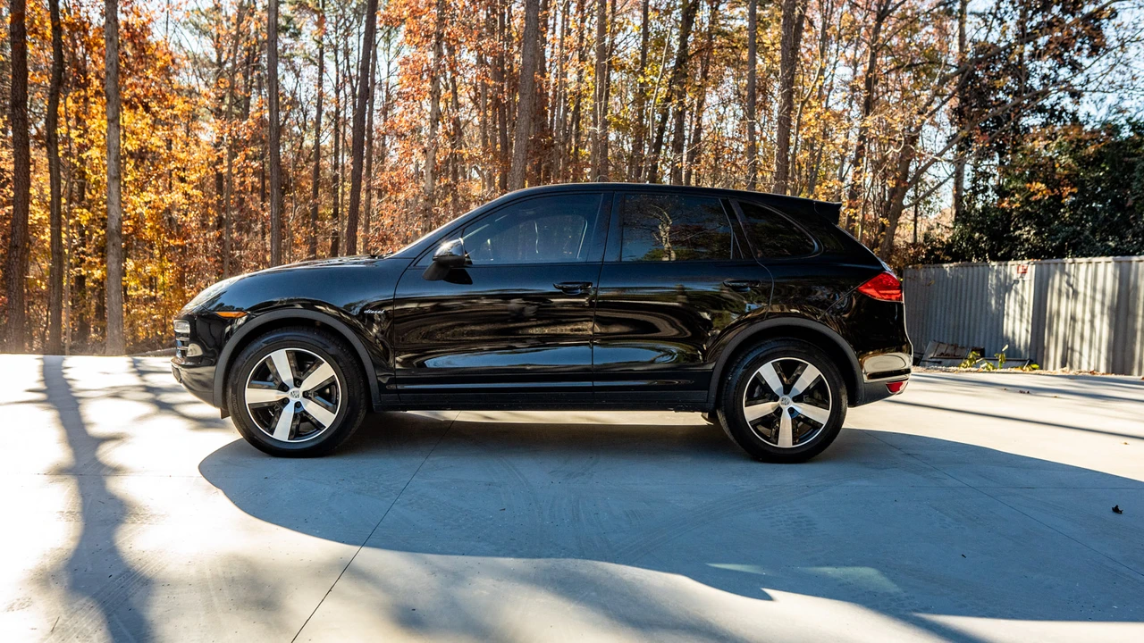 2014 Porsche 958 Cayenne Diesel - Image 17 of 31