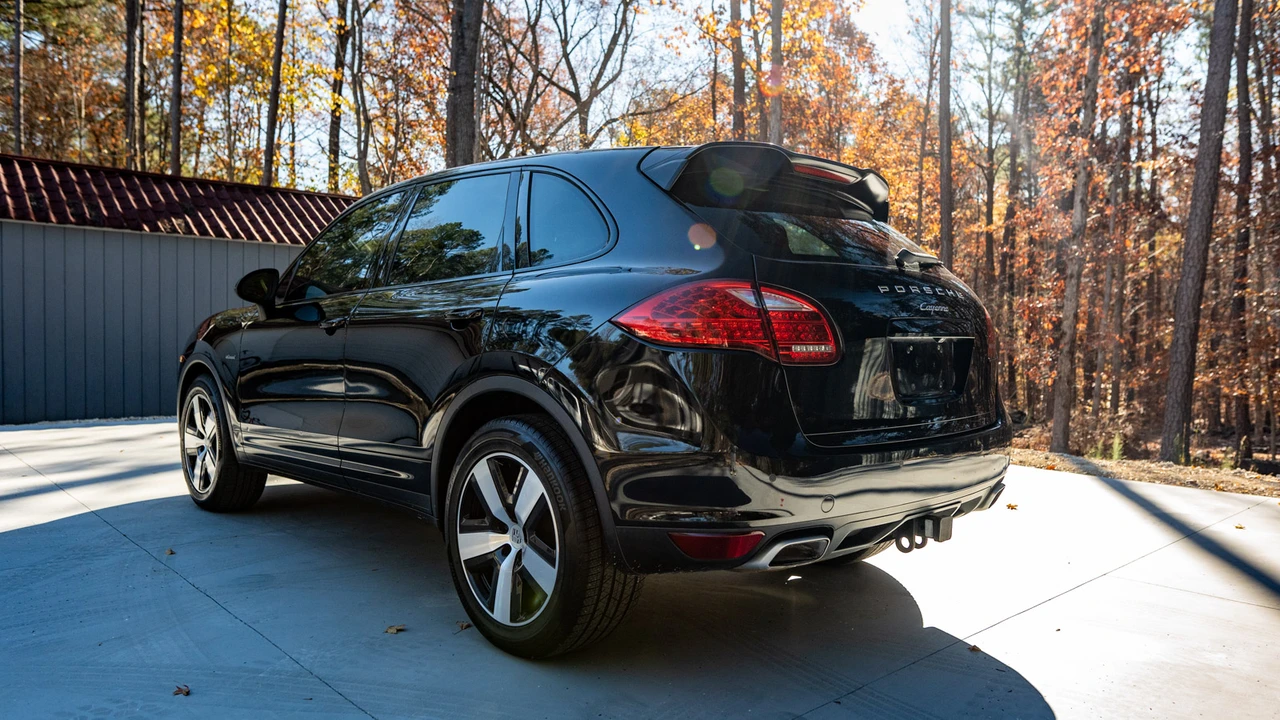 2014 Porsche 958 Cayenne Diesel - Image 15 of 31