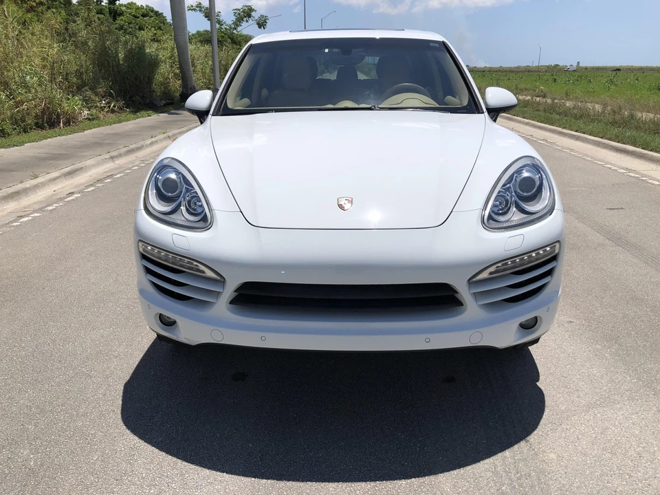 2014 Porsche 958 Cayenne Diesel - Image 28 of 31
