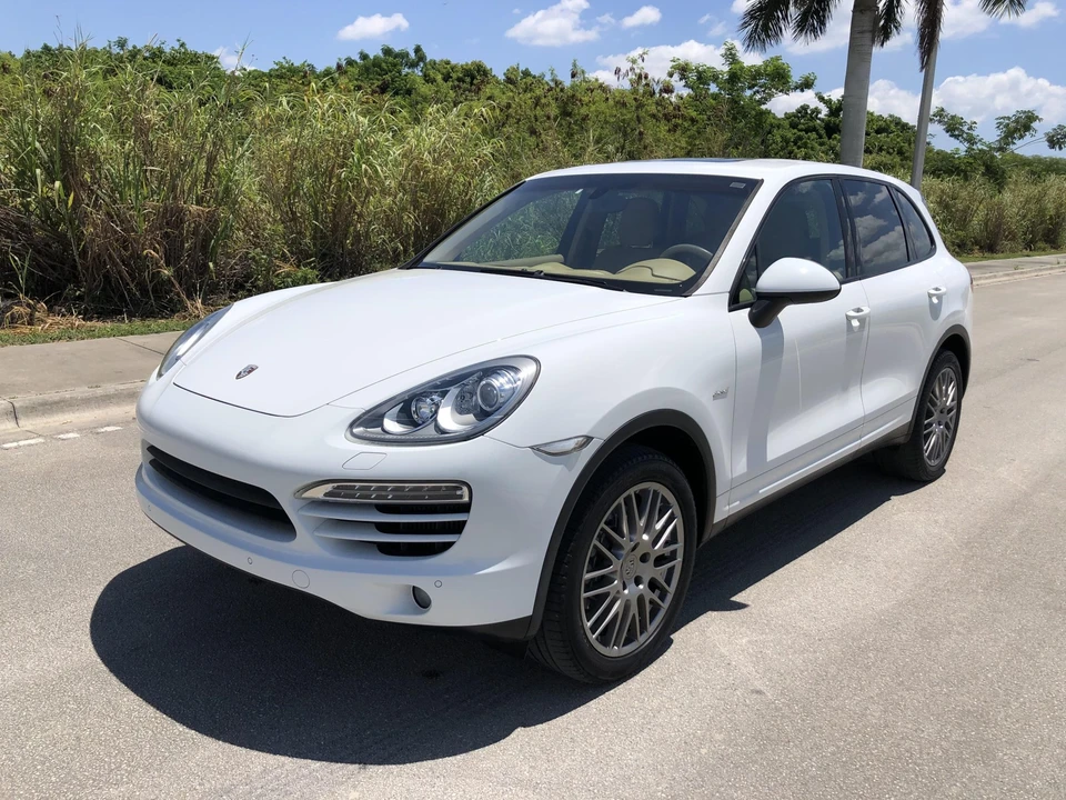 2014 Porsche 958 Cayenne Diesel - Image 4 of 31