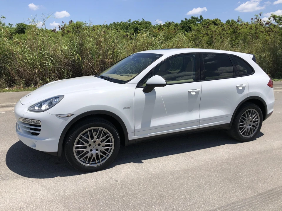 2014 Porsche 958 Cayenne Diesel - Image 10 of 31