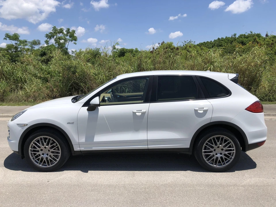 2014 Porsche 958 Cayenne Diesel - Image 12 of 31