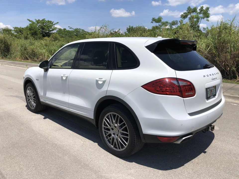 2014 Porsche 958 Cayenne Diesel - Image 13 of 31