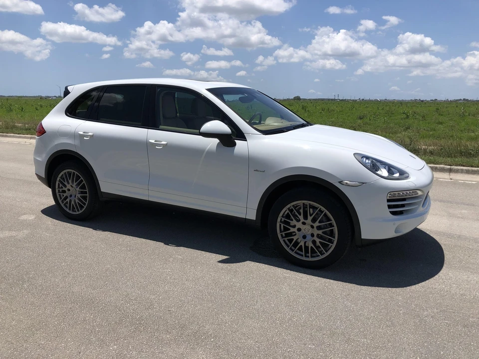 2014 Porsche 958 Cayenne Diesel - Image 22 of 31