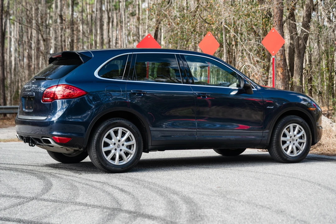 2014 Porsche 958 Cayenne Diesel - Image 25 of 31