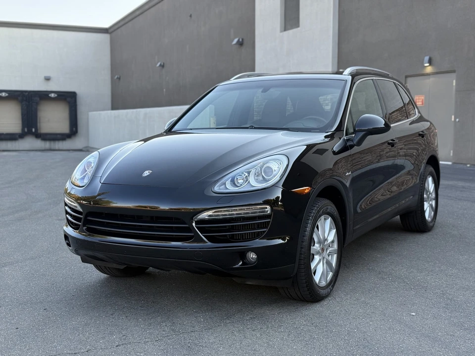 2014 Porsche 958 Cayenne Diesel - Image 2 of 31