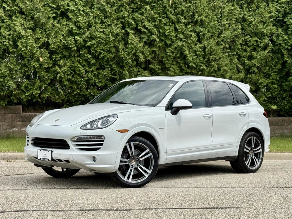 2014 Porsche 958 Cayenne Diesel - Image 2 of 31