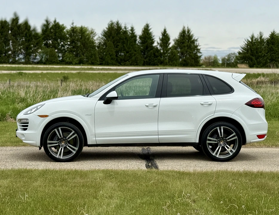 2014 Porsche 958 Cayenne Diesel - Image 9 of 31