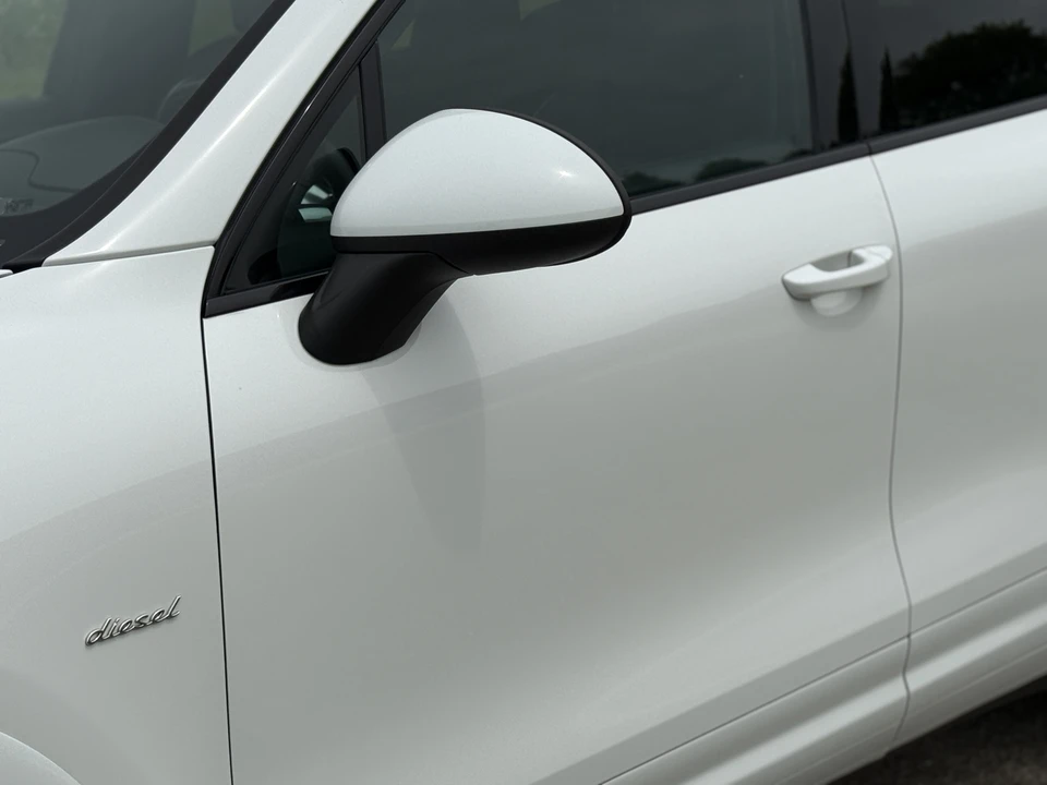 2014 Porsche 958 Cayenne Diesel - Image 18 of 31