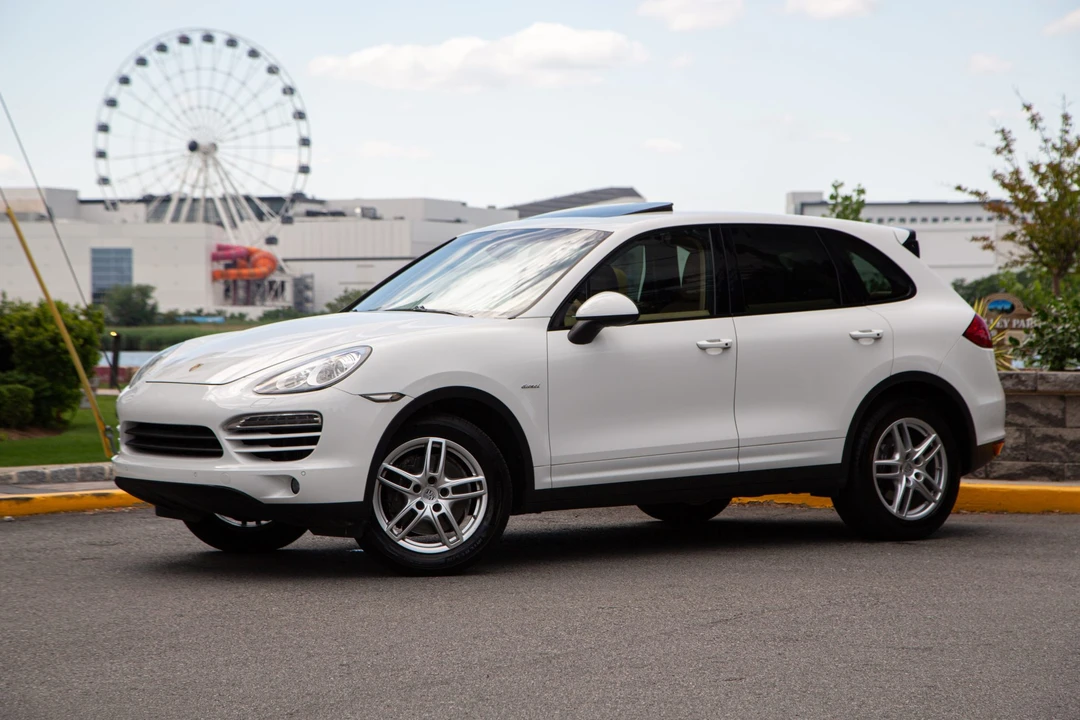 2014 Porsche 958 Cayenne Diesel - Image 3 of 31