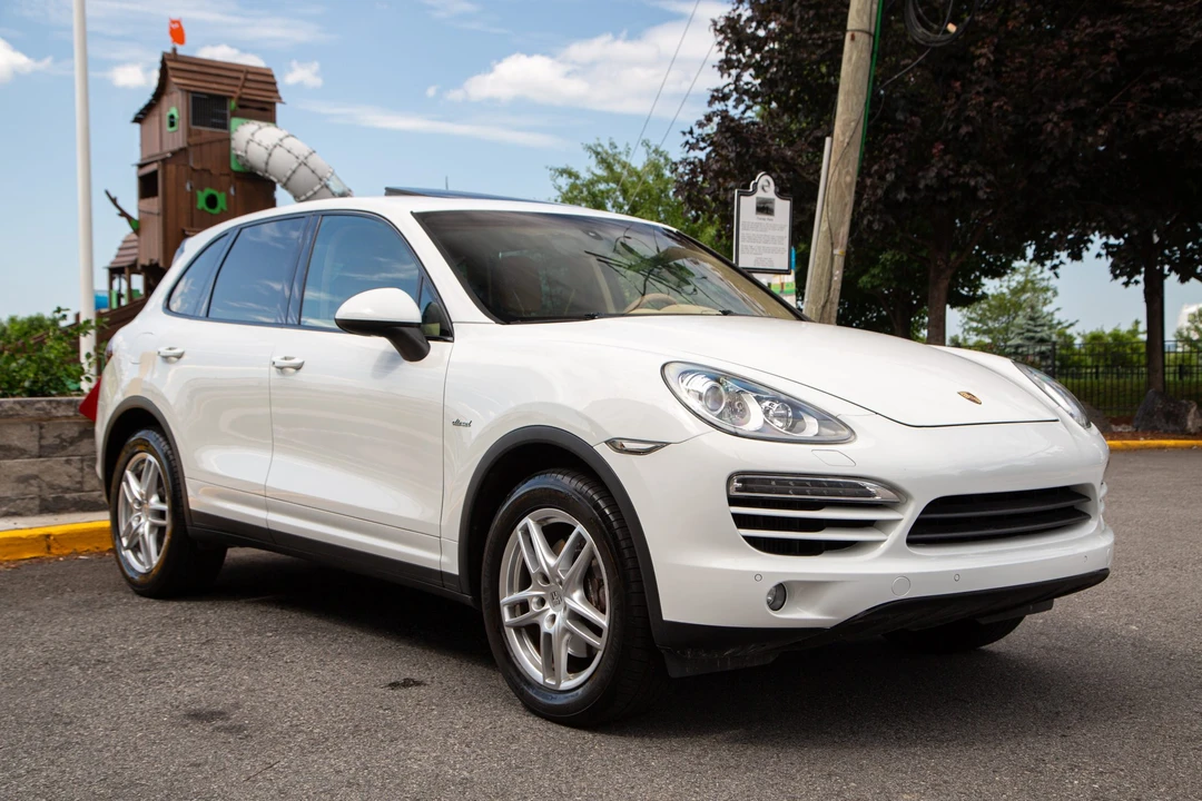 2014 Porsche 958 Cayenne Diesel - Image 9 of 31
