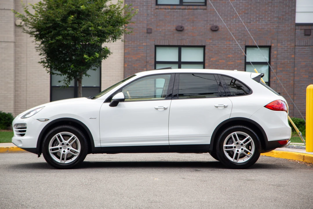 2014 Porsche 958 Cayenne Diesel - Image 22 of 31