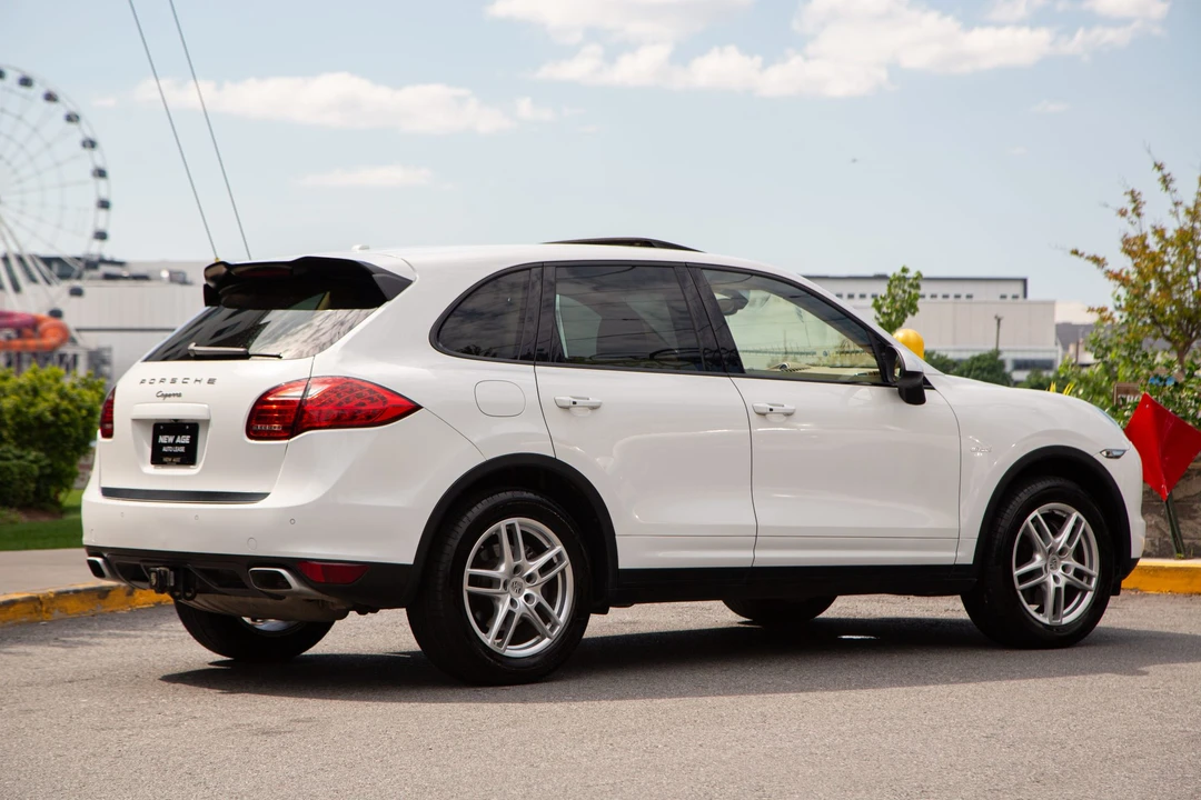 2014 Porsche 958 Cayenne Diesel - Image 13 of 31