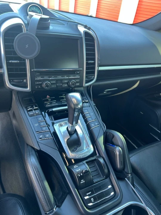 2014 Porsche 958 Cayenne Diesel - Image 17 of 23