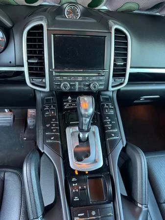 2014 Porsche 958 Cayenne - Image 7 of 9