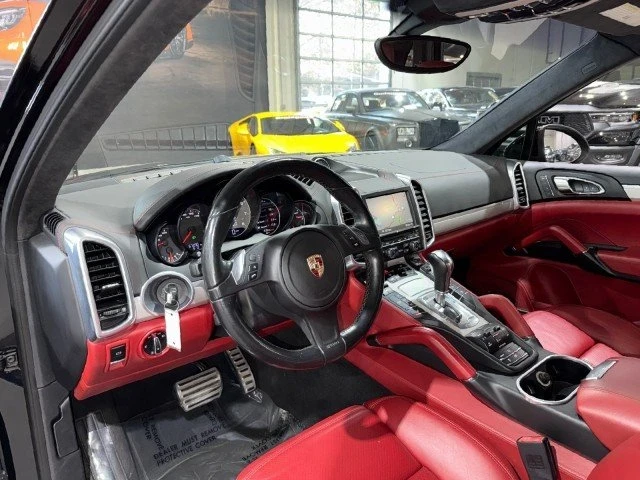2014 Porsche 958 Cayenne GTS - Image 7 of 20