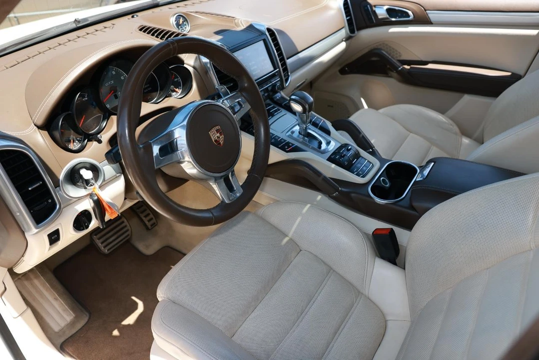 2014 Porsche 958 Cayenne GTS - Image 6 of 31
