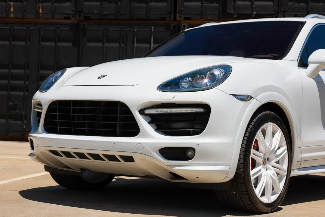 2014 Porsche 958 Cayenne GTS - Image 27 of 31