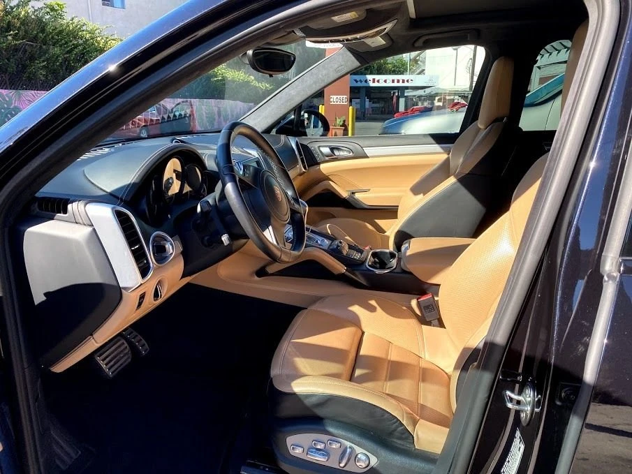2014 Porsche 958 Cayenne GTS - Image 10 of 22
