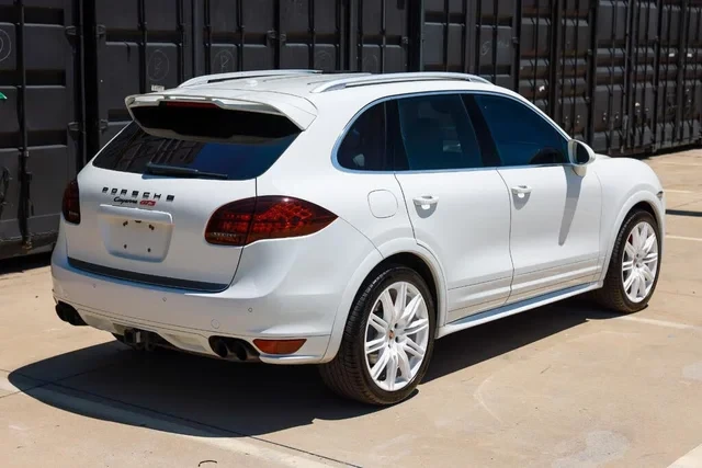 2014 Porsche 958 Cayenne GTS - Image 11 of 19