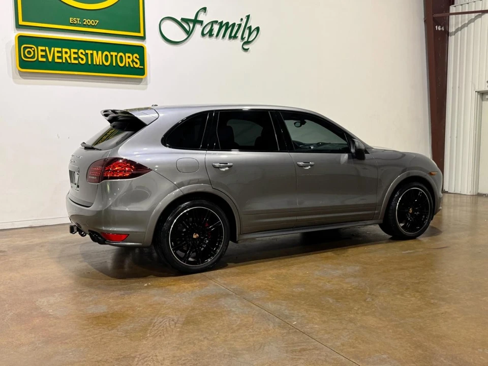 2014 Porsche 958 Cayenne GTS - Image 9 of 31