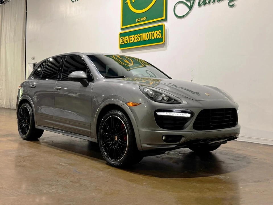 2014 Porsche 958 Cayenne GTS - Image 2 of 31