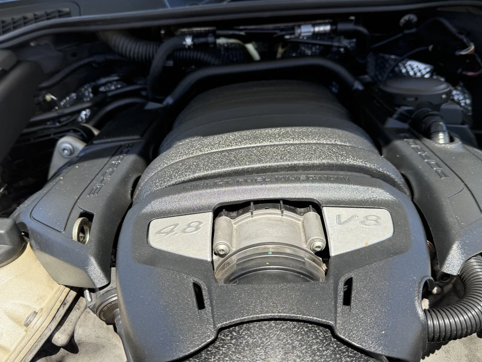 2014 Porsche 958 Cayenne GTS - Image 18 of 31