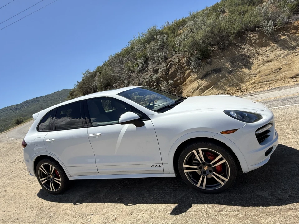 2014 Porsche 958 Cayenne GTS - Image 3 of 31