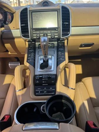 2014 Porsche 958 Cayenne GTS - Image 6 of 20