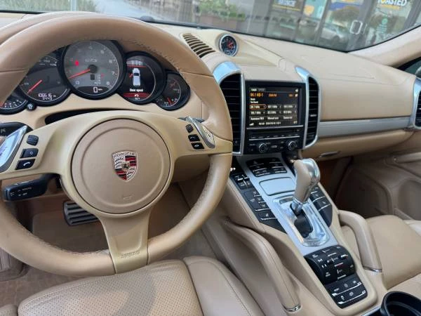 2014 Porsche 958 Cayenne GTS - Image 2 of 10