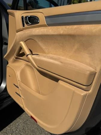2014 Porsche 958 Cayenne GTS - Image 3 of 6