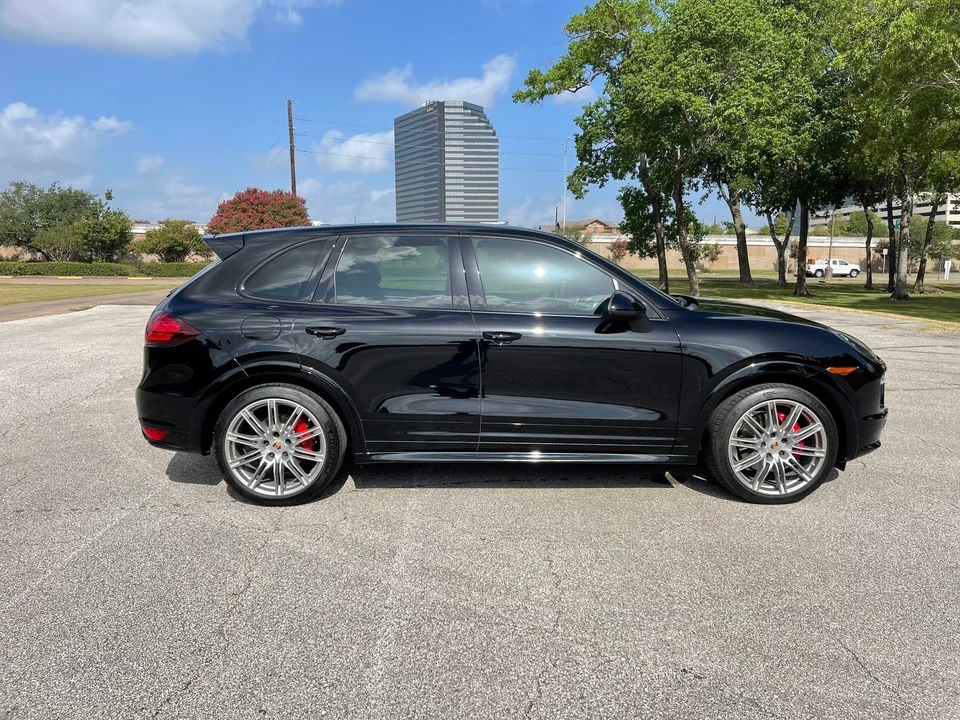 2014 Porsche 958 Cayenne GTS - Image 7 of 16