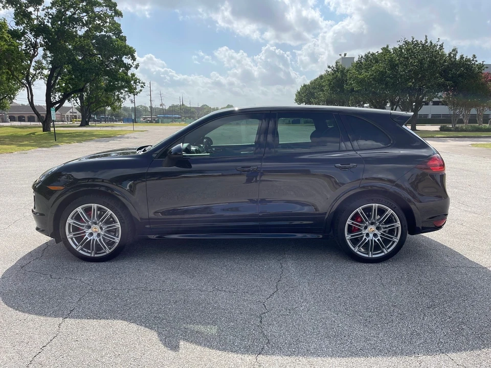 2014 Porsche 958 Cayenne GTS - Image 8 of 16