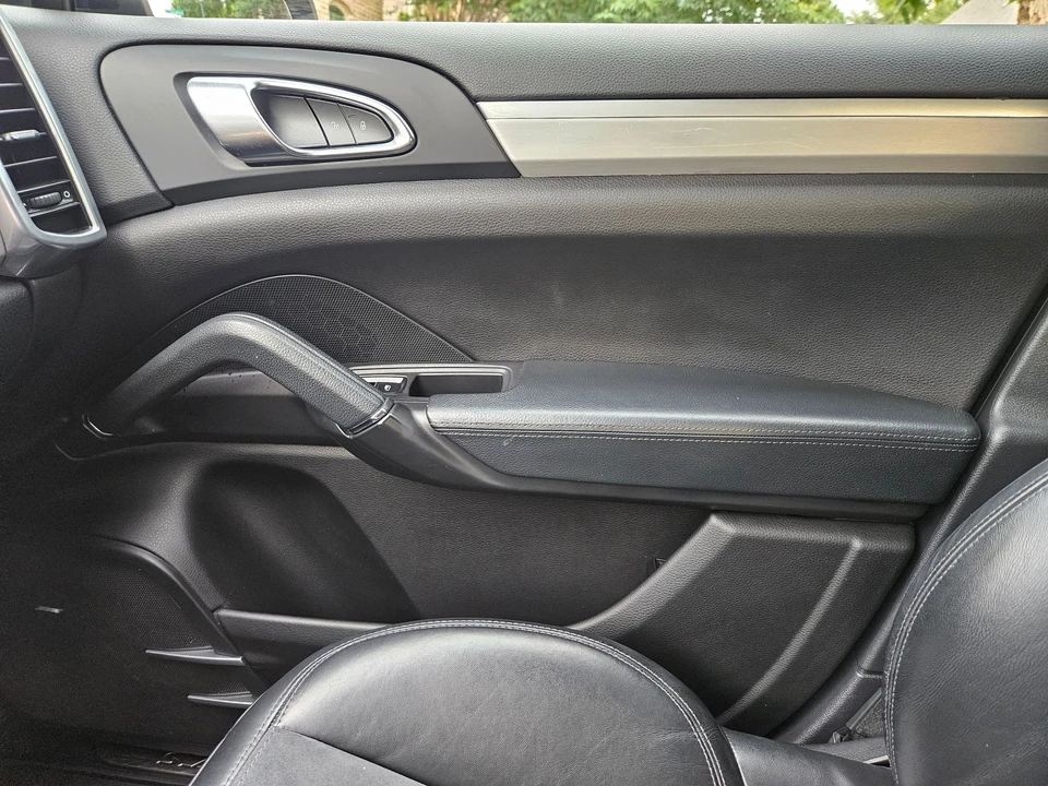 2014 Porsche 958 Cayenne GTS - Image 14 of 19