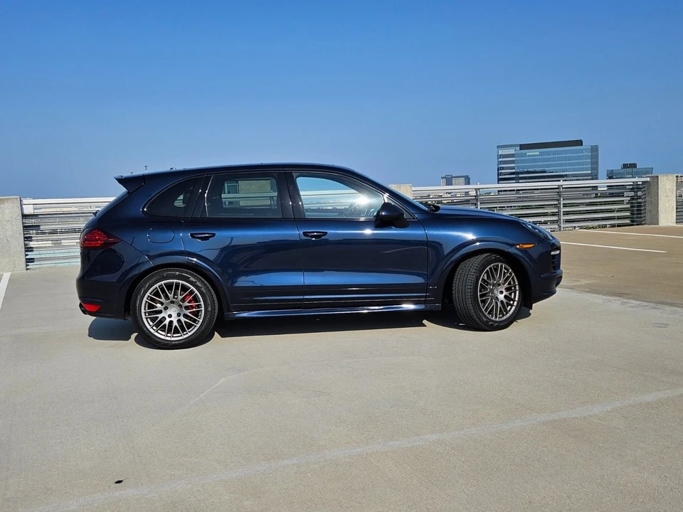 2014 Porsche 958 Cayenne GTS - Image 2 of 19