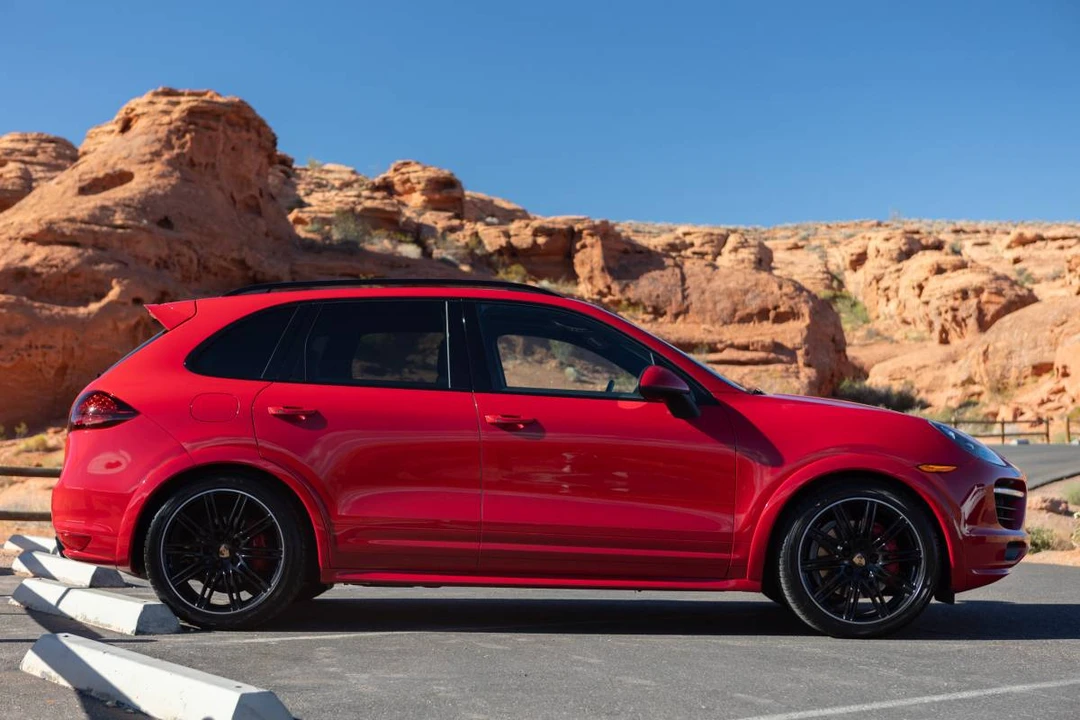 2014 Porsche 958 Cayenne GTS - Image 5 of 23