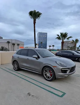 2014 Porsche Cayenne GTS