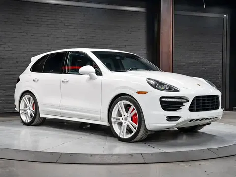 2014 Porsche Cayenne GTS