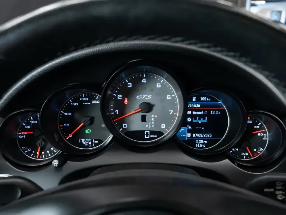 2014 Porsche 958 Cayenne GTS - Image 6 of 9