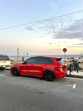 2014 Porsche Cayenne GTS