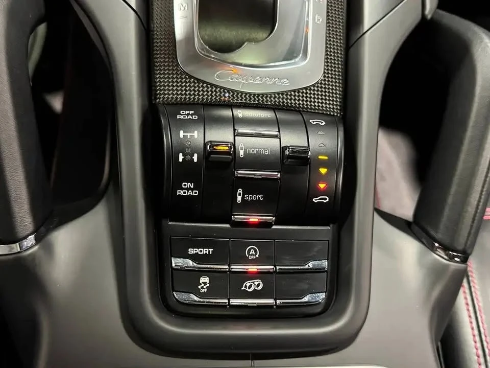 2014 Porsche 958 Cayenne GTS - Image 19 of 20