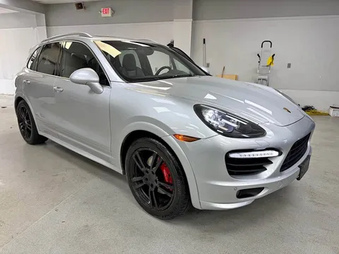 2014 Porsche Cayenne GTS